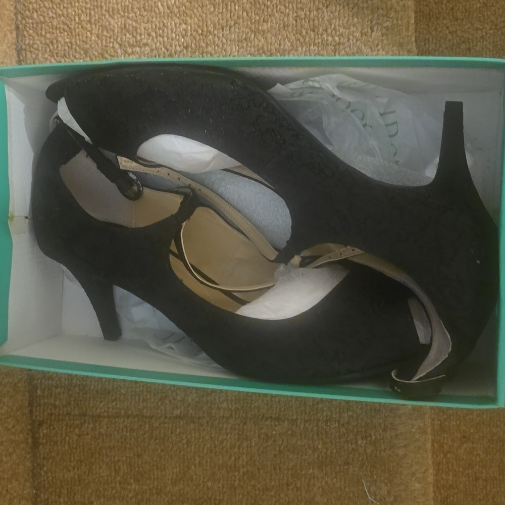 JRENEE Rolyne black size 13W